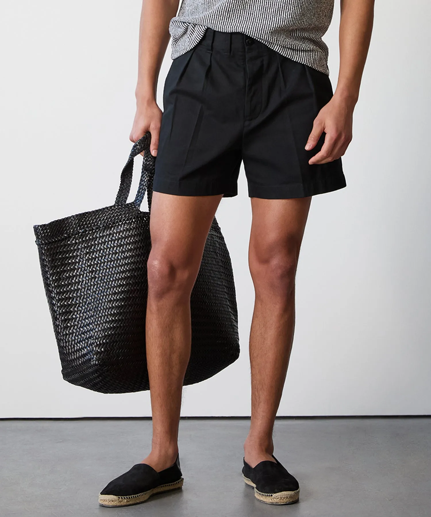 5" Officer Short in Black
