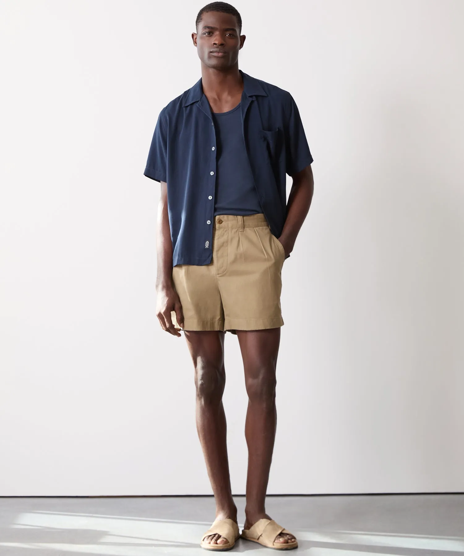 5" Officer Short in Khaki