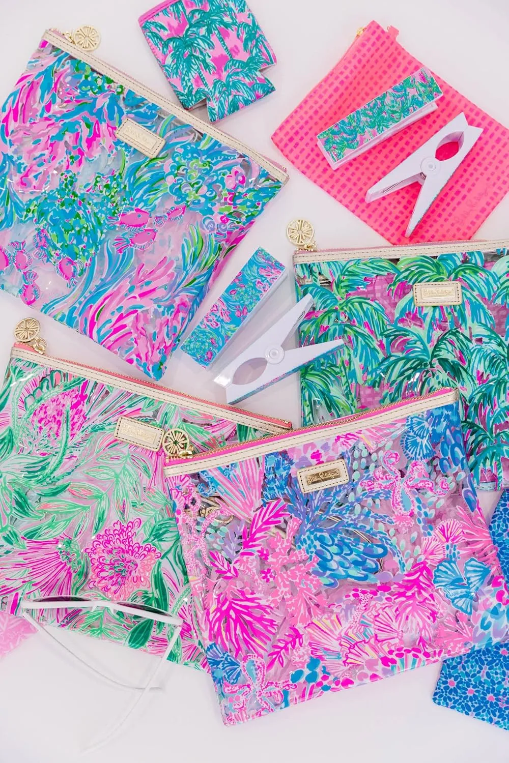 Lilly Pulitzer Water Resistant Vinyl Beach Day Pouch, Zipper Bag Includes Drink Hugger, Small Pouch, and Towel Clips