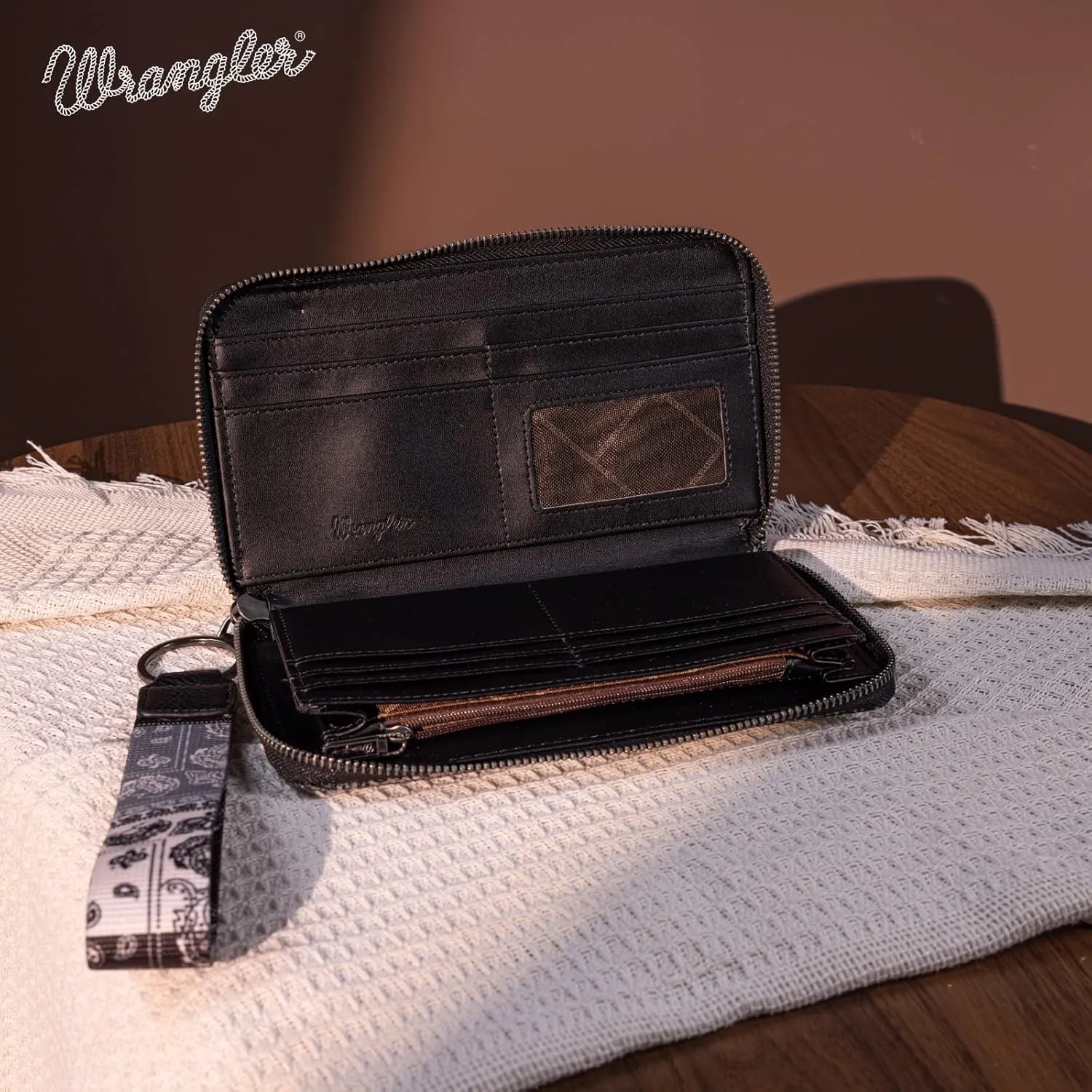 Montana West  Wrangler Wristlet Wallets for Women, Large Bifold Wallet, Boho Western Cash Wallets, Black
