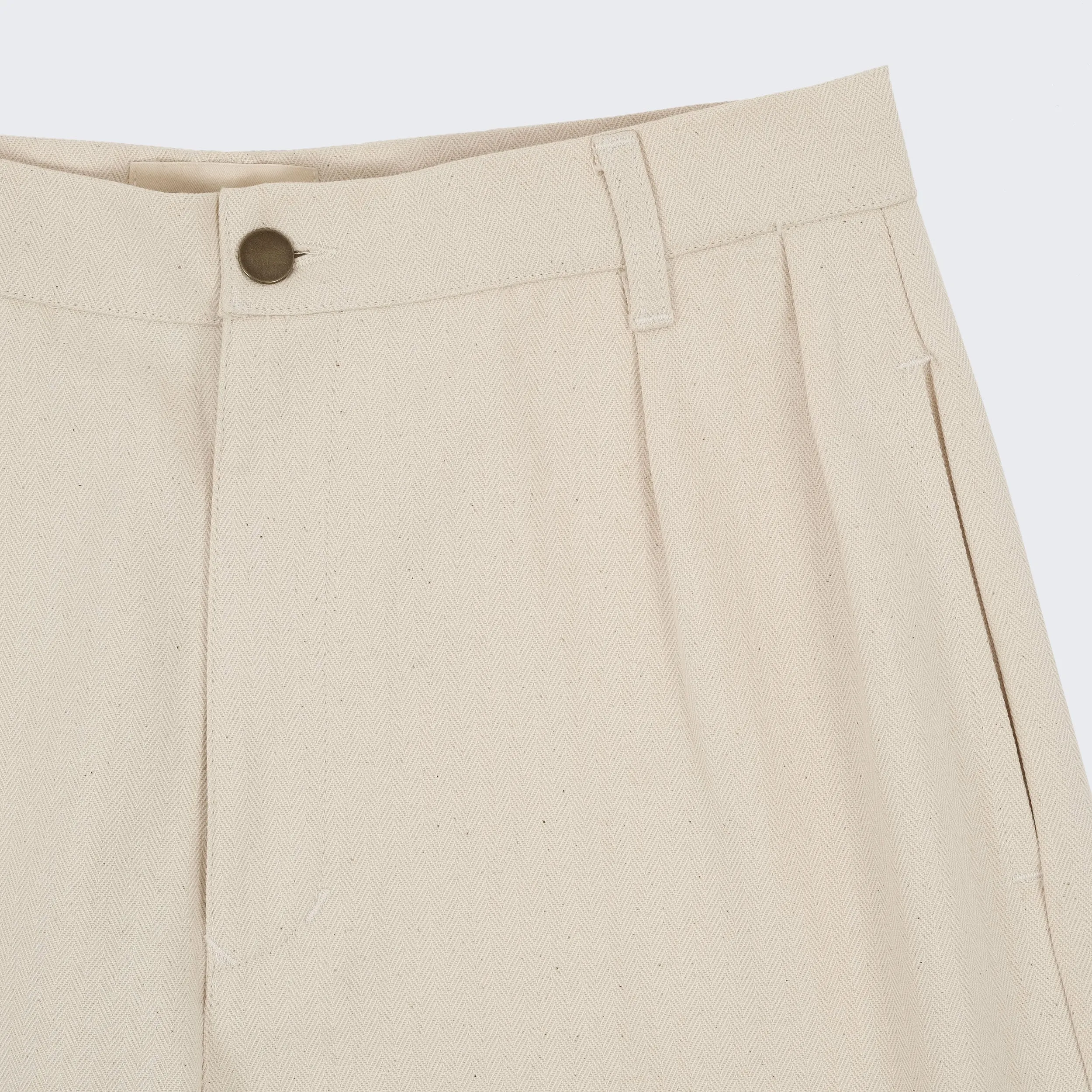 PABLO SHORT – HBT OFF WHITE