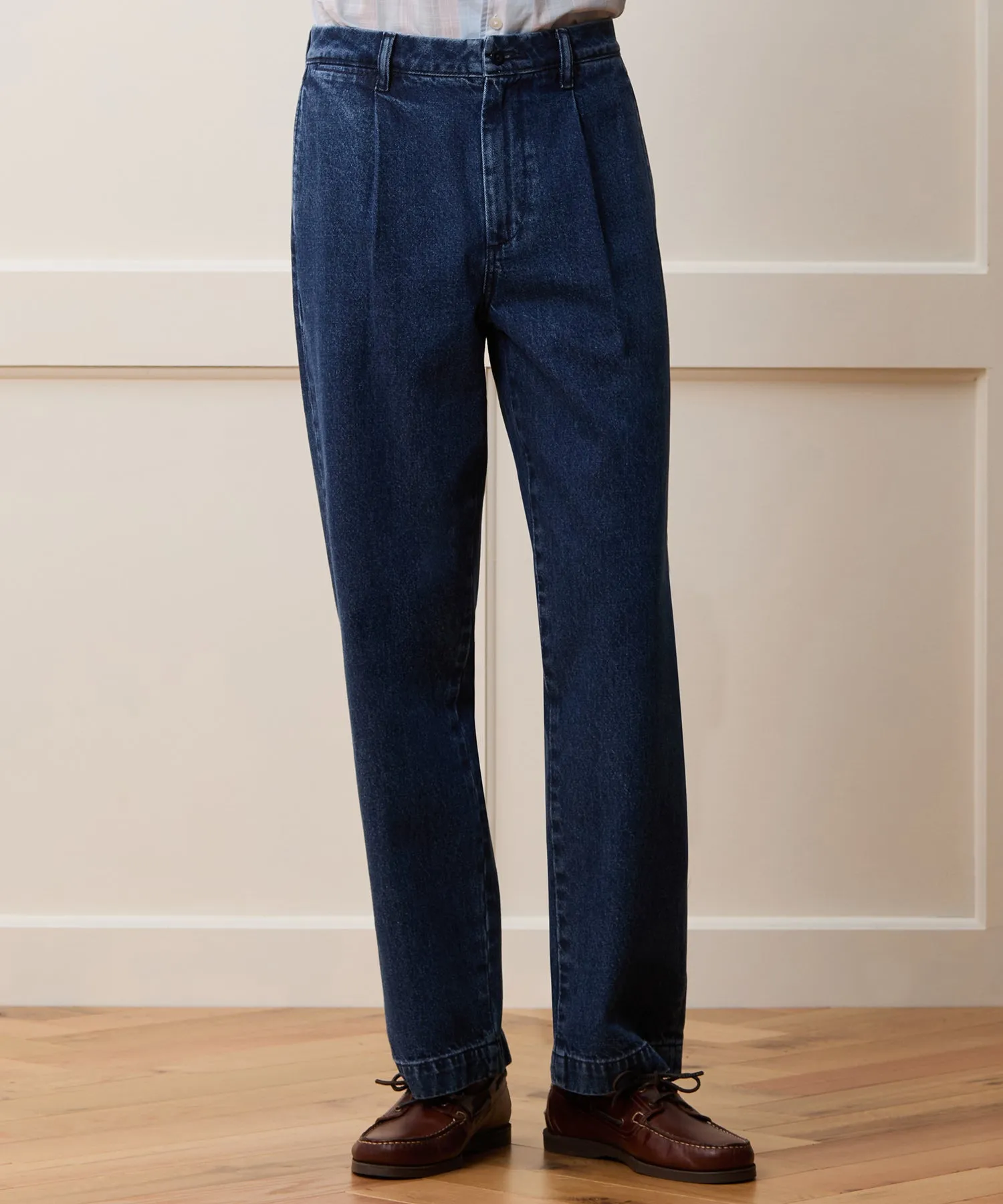 Relaxed Pleated Denim Chino