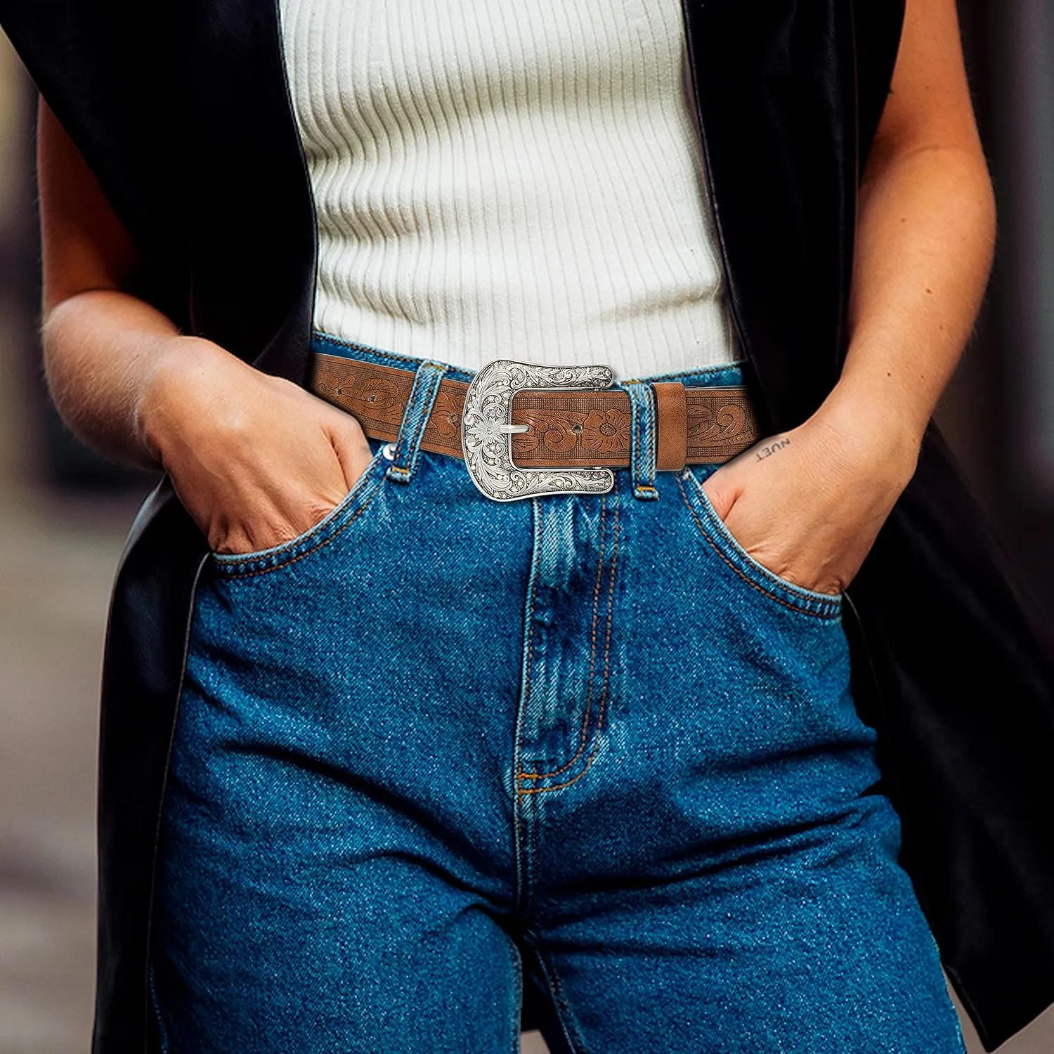 Western-Belt-for-Women-Cowgirl, PU-Leather-Waist-Belts with Vintage-Carved-Buckle and Tips-Ends for Jeans Pants Dresses